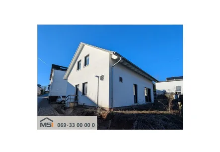 Titelbild - Haus kaufen in Idstein / Niederrod - Modernes Einfamilienhaus mit energieeffizientem Konzept und Gestaltungspotenzial!