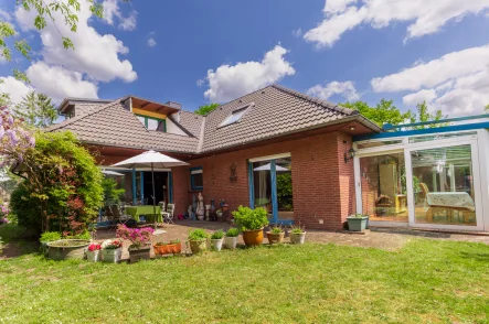 Hausansicht - Haus kaufen in Bremen - Ihr neues Zuhause in Bestlage von  Bremen Borgfeld