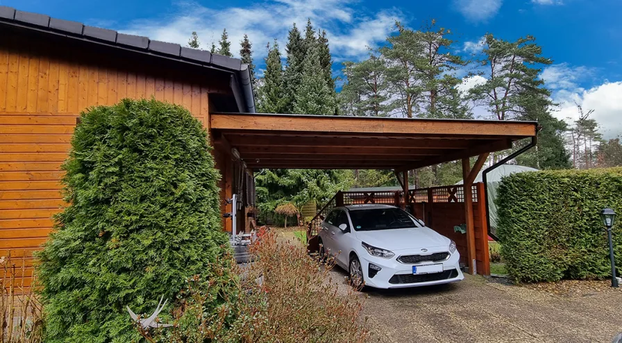 Carport am Haus