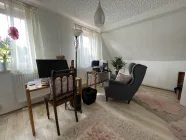 Ein Raum mit vielen Möglichkeiten, ideal als Kinderzimmer, Gästezimmer, Ankleide oder Homeoffice.