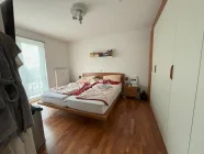 Schlafzimmer mit Einbauschrank