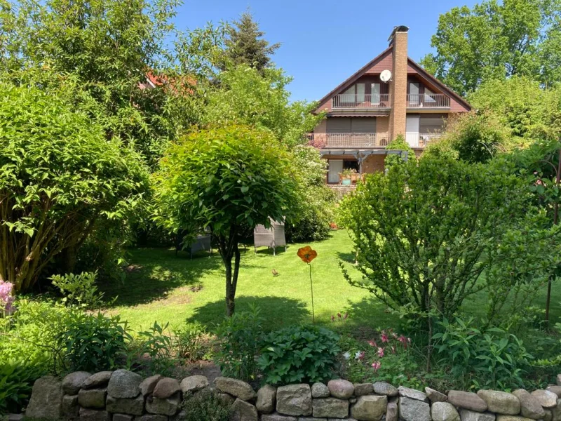 Gartenansicht 2 - Haus kaufen in Neu Wulmstorf - Idyllische Oase in Elstorf