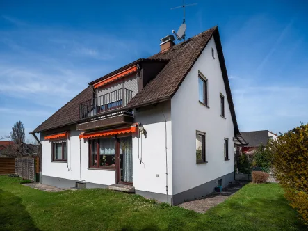 Hausansicht - Haus kaufen in Puchheim - Provisionsfrei! - Heute schon für die Zukunft planen!