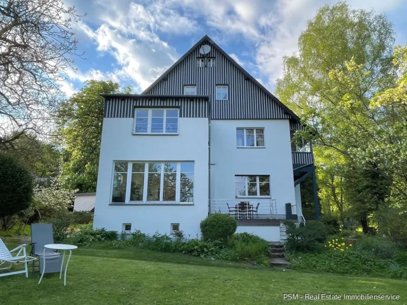 Hausansicht vom Garten - Haus kaufen in Waldems / Tenne - Leben wie im Urlaub! Freistehendes 3 Familienhaus auf einem traumhaften Grundstück mit TOP Aussicht!