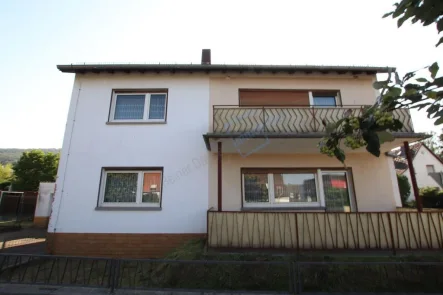 ZWEIFAMILIENHAUS IN SEEHEIM - Haus kaufen in Seeheim-Jugenheim - ++ BITTE REVITALISIEREN ++