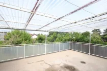 GROßZÜGIGE DACHTERRASSE