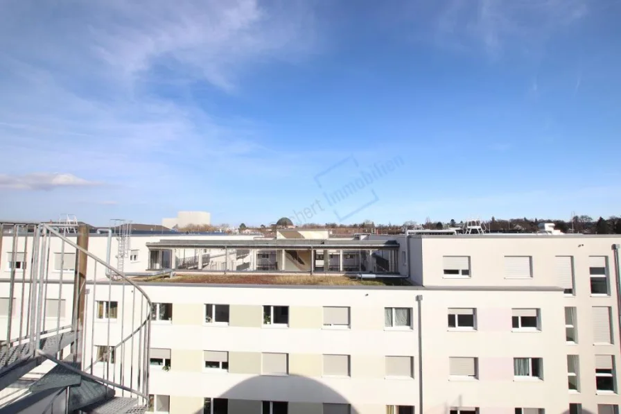 AUSBLICK DACHGESCHOSS - Wohnung kaufen in Darmstadt - HOCH HINAUS ...