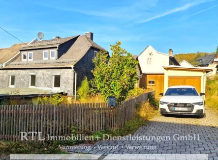 Außenansicht - Haus kaufen in Bad Lobenstein  - Wohn- oder Ferienimmobilie am Thüringer Meer