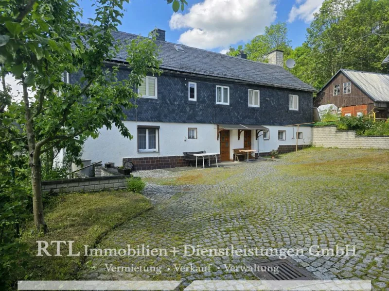 Außenansicht - Haus kaufen in Remptendorf - ehemaliges Bauernhaus mit Nebengelass