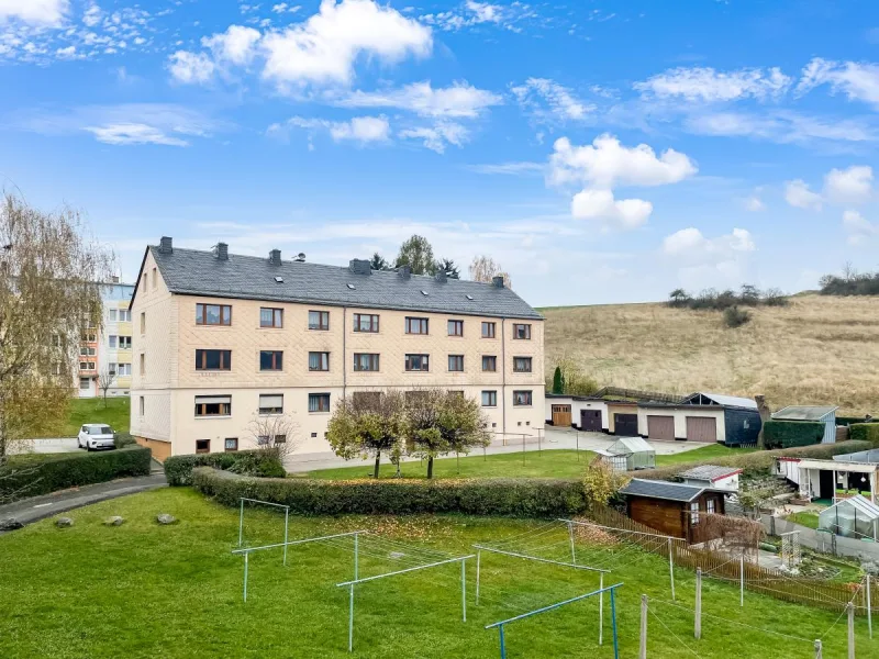 Außenansicht - Wohnung mieten in Bad Lobenstein  - Gemütliche Wohnung mit Blick auf den alten Turm