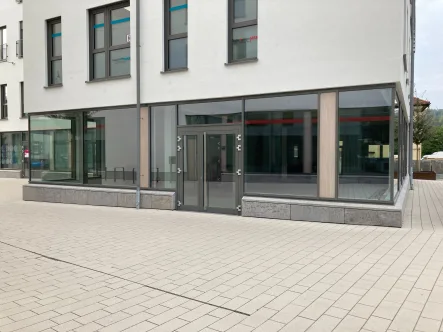 Arbeitszimmer - Sonstige Immobilie mieten in Schlüchtern - **NEUBAU-Erstbezug - Ladenfläche im OBERTORCENTER in Schlüchtern**