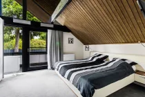 Schlafzimmer DG