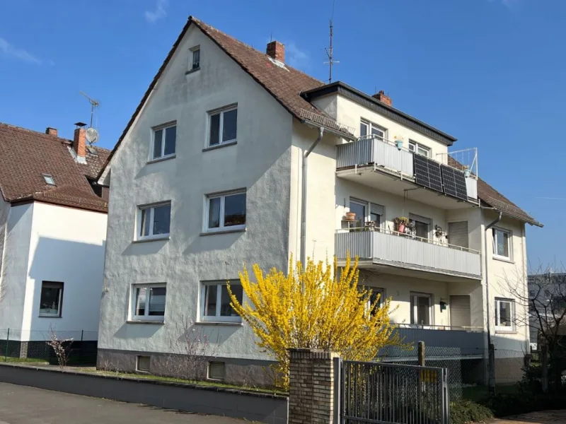 Bild1 - Zinshaus/Renditeobjekt kaufen in Gießen - Gießen - Solides MFH mit zus. Bauplatz  nahe Kliniksviertel 