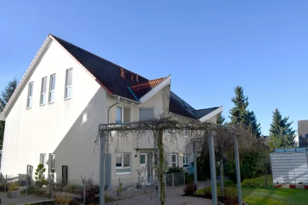 attraktives Stadthaus - Haus kaufen in Einhausen - Modernes Stadthaus mit stilvollem Ambiente & Garten-Oase