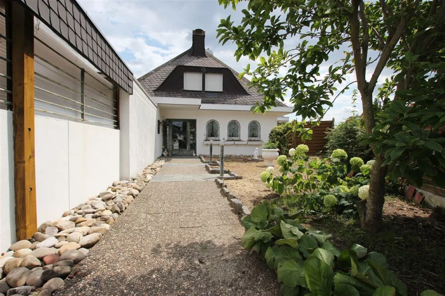 Herzlich Willkommen - Haus kaufen in Weiterstadt - Charmantes Einfamilienhaus mit dem besonderen Flair