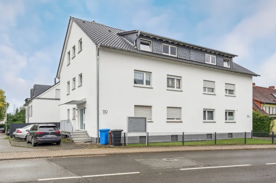 Außenansicht - Wohnung kaufen in Hofheim - Eigennutzer oder Kapitalanlage - 3-Zimmerwohnung mit Balkon