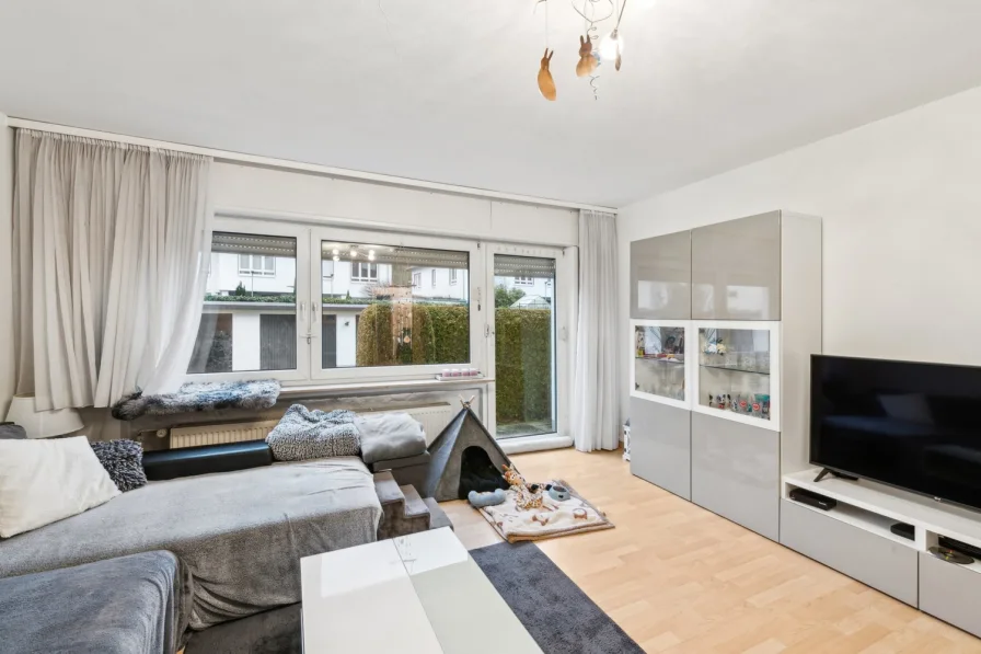 Wohnzimmer - Wohnung kaufen in Kelkheim (Taunus) - Zwei Wohnungen in einer - Geräumig, modern und zeitnah verfügbar