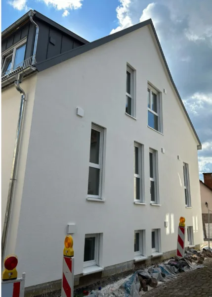 Seitenansicht - Wohnung mieten in Mönchberg - 2-Zimmer-DG Mietwohnung!