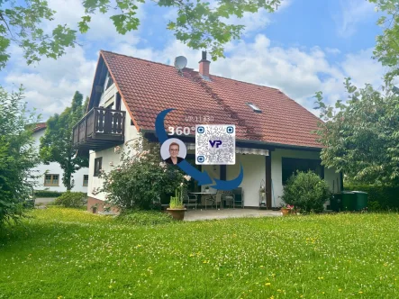 Außenansicht - Haus kaufen in Alsfeld - PROVISIONSFREI*: Verliebtes Familienhaus mit Traumgarten und Sonnenterrasse!