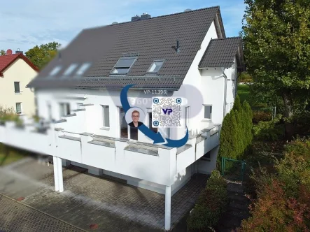 Gesamtansicht - Haus kaufen in Gera - Verliebt ins Zuhause: Eleganz trifft Wohlfühlambiente mit Panoramablick!