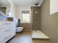 Badezimmer Ansicht I