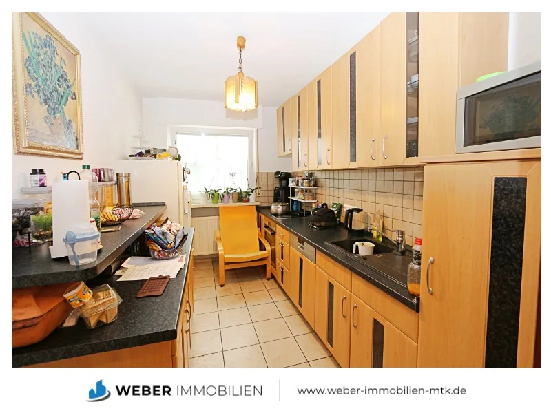 Küche - Wohnung kaufen in Hattersheim am Main - optimal für SENIOREN +  OPTIMALE Infrastruktur + Stellplatz + SONNEN-Balkon + TGL- Bad