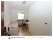 Schlafzimmer klein Bild 1