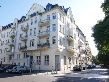 Außenansicht - Wohnung kaufen in Wiesbaden - Altbau in Perfektion - 4-Zi.-Eigentumswohnung in zentraler Lage