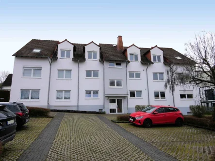 Vorderansicht - Wohnung kaufen in Taunusstein - Traumhaftes Zuhause - Moderne 3-Zimmer-Dachgeschoss-ETW in Taunusstein-Bleidenstadt