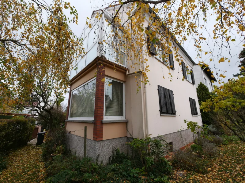 6802 (6) - Haus kaufen in Wiesbaden - "Freigestellt"Zweifamilienhaus in beliebter Lage von Bierstadt