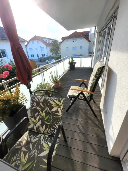 großer Balkon 