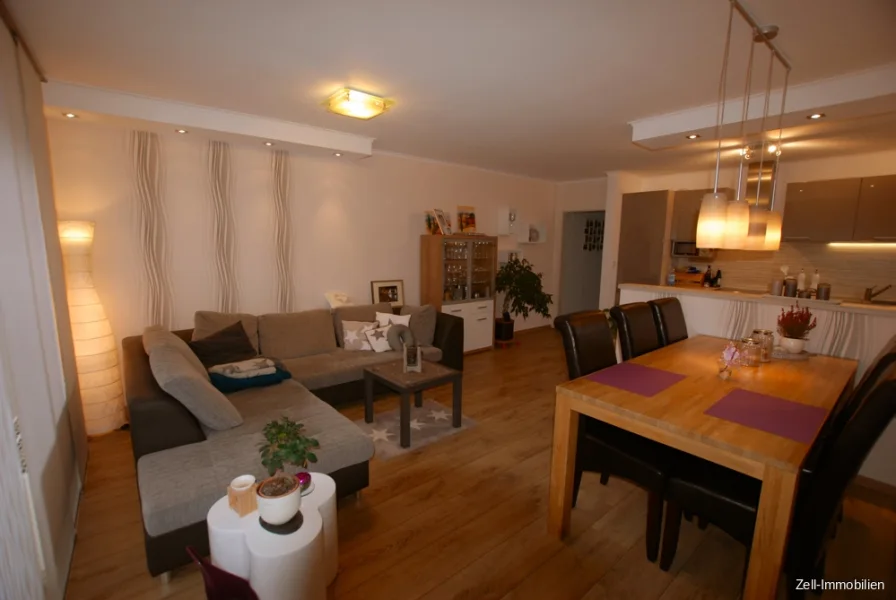 Wohnen - Wohnung mieten in Oestrich-Winkel - Attraktive 3-Zimmer-Wohnung mit großzügigen Eckbalkon