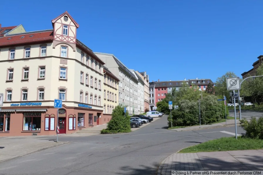 öffentlicher Parkplatz