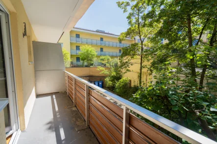 Balkon - Wohnung kaufen in München - ***Heike Borchers Immobilien***Charmante Wohlfühl(t)räume in idealer City-Lage***