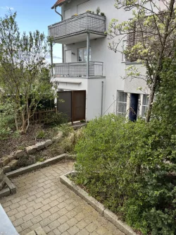  - Wohnung kaufen in Bondorf - Sehr zentral und doch ruhig gelegen: 3-Zi-EG-Wohnung mit eigenem Eingang in gepflegter Wohnanlage!
