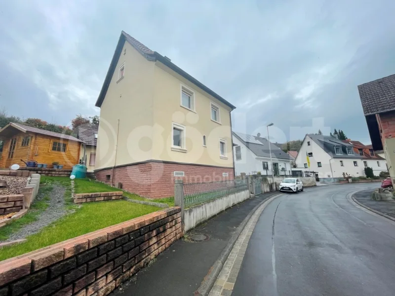 g13148090 - Haus kaufen in Mömbris / Strötzbach - Haus sucht Eigentümer-1-2-Fam.-Haus mit Nebengebäude!