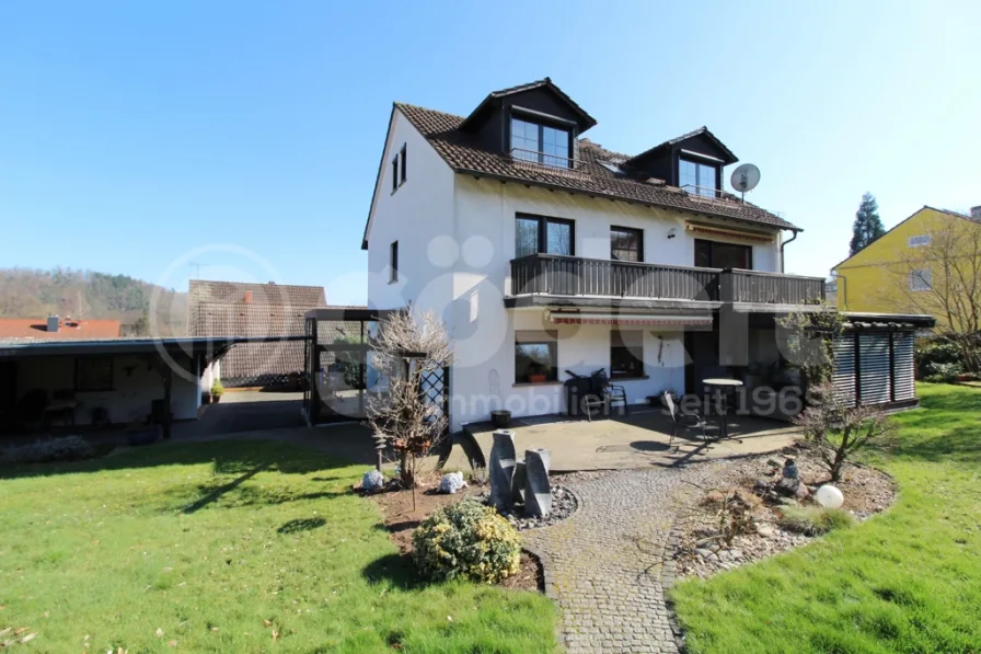 g1283911 - Haus kaufen in Mömbris - 2-Familienhaus am Bebauungsrand