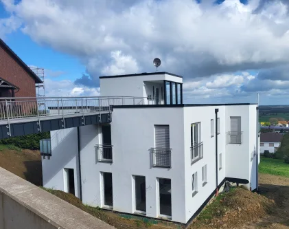 Titelbild - Wohnung mieten in Lübbecke - Erstbezug mit super Ausblick !