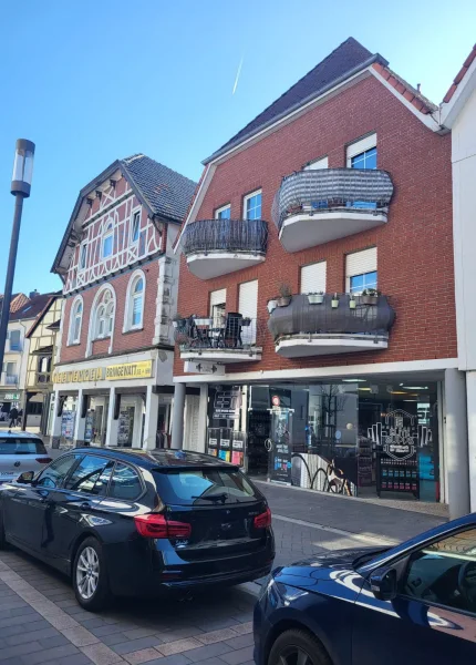 Titelbild - Wohnung mieten in Lübbecke - Singlewohnung in der City !