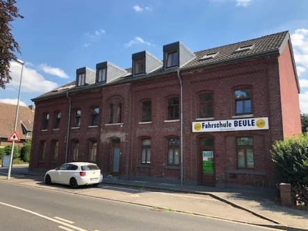 Vorderansicht - Büro/Praxis mieten in Geilenkirchen / Lindern - Büro-/ Gewerbefläche ca. 78 qm zu vermieten.