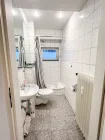 WC und Dusche zur möglichen Nutzung