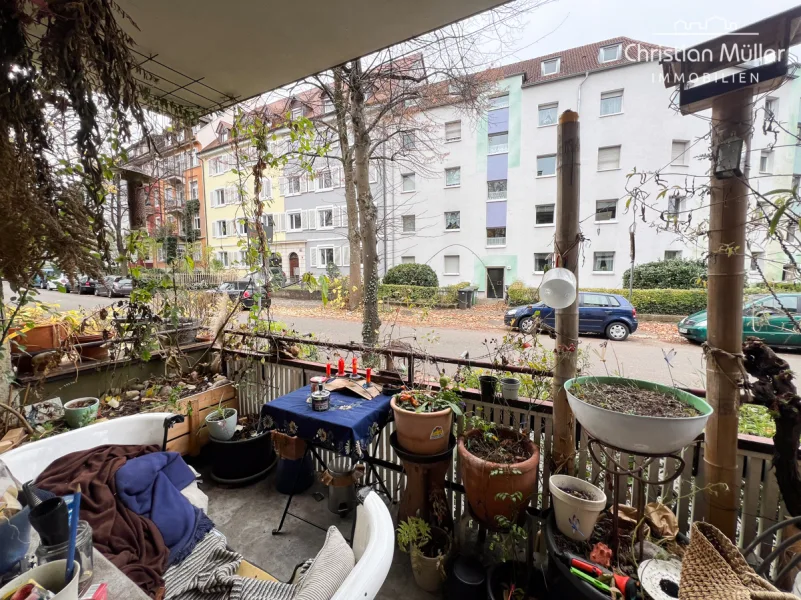 Südwestlich ausgerichtete Loggia 