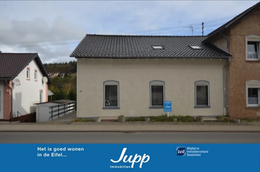 Jünkerath - Haus kaufen in Jünkerath - Gemütliches Einfamilienhaus mit großem Garten und Wassergrundstück Jünkerath 49