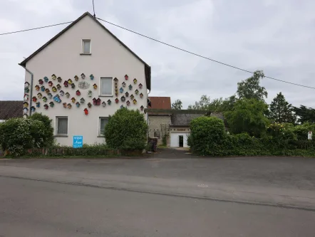 Höchstberg - Haus kaufen in Höchstberg - Ehem. Bauernhaus viel mit Platz für Hobby und eigene Ideen, Garten und Nebengebäuden, Höchstberg (2)