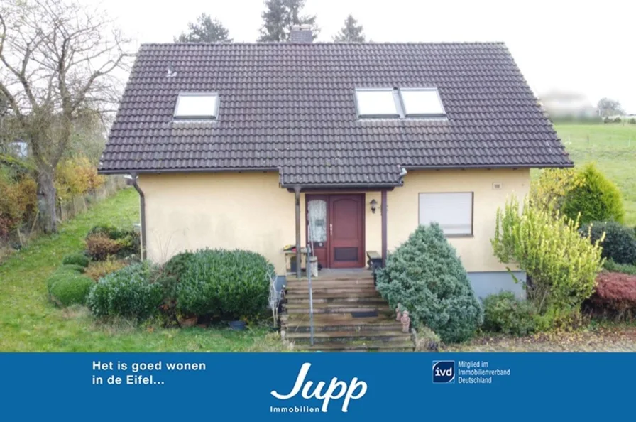 Leudersdorf - Haus kaufen in Leudersdorf - Schönes großes Einfamilienhaus mit Garten, Scheune mit Garage, Doppelgarage, Üxheim-Leudersdorf (11)