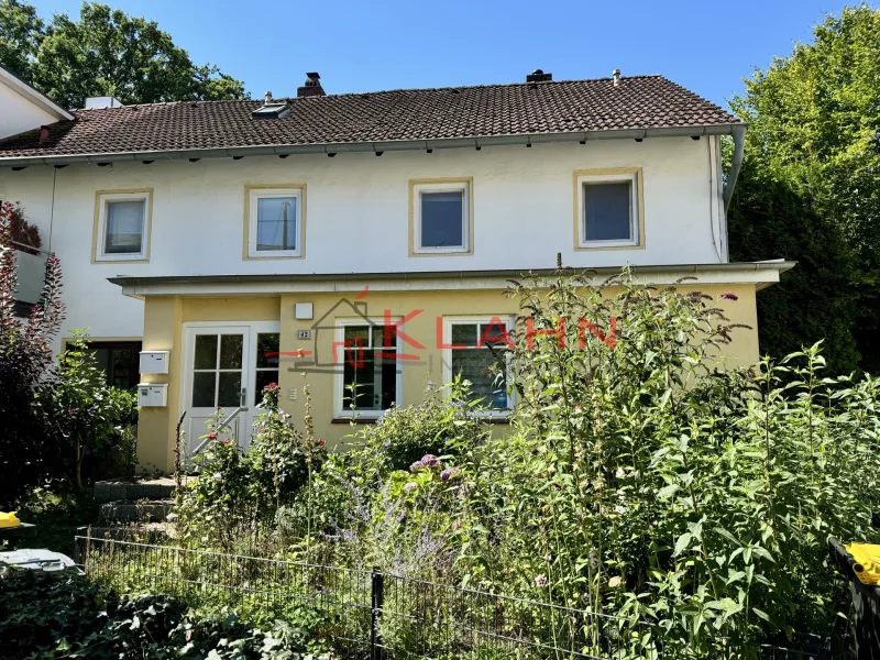 Viel Platz für die ganze Familie - Haus kaufen in Wedel - ...unverbaubarer Blick auf die Elbe - Endreihenhaus mit viel Potenzial