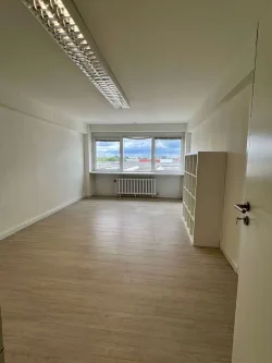 Bsp. Einzelbüro - Büro/Praxis mieten in Hamburg - Büroflächen ab 25 m² bis 4.000 m² in Rothenburgsort