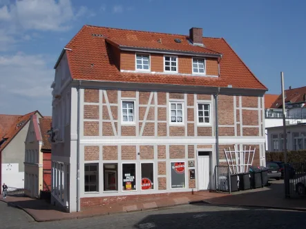 Ansicht - Wohnung mieten in Stade - sanierte 2-Zimmer-Wohnung in Stade's Zentrum!