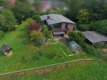 Titelbild bearbeitet - Haus kaufen in Hemmoor - Exklusives Architektenhaus mit unverbaubarem Blick und Pferdehaltungsmöglichkeit