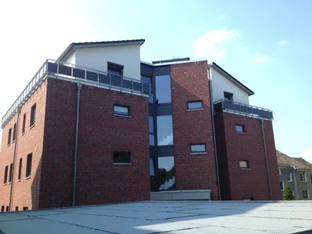 Harsefelder Str. 32 - Wohnung mieten in Stade - Moderne 2 Zimmer Wohnung in Bahnhofsnähe von Stade 